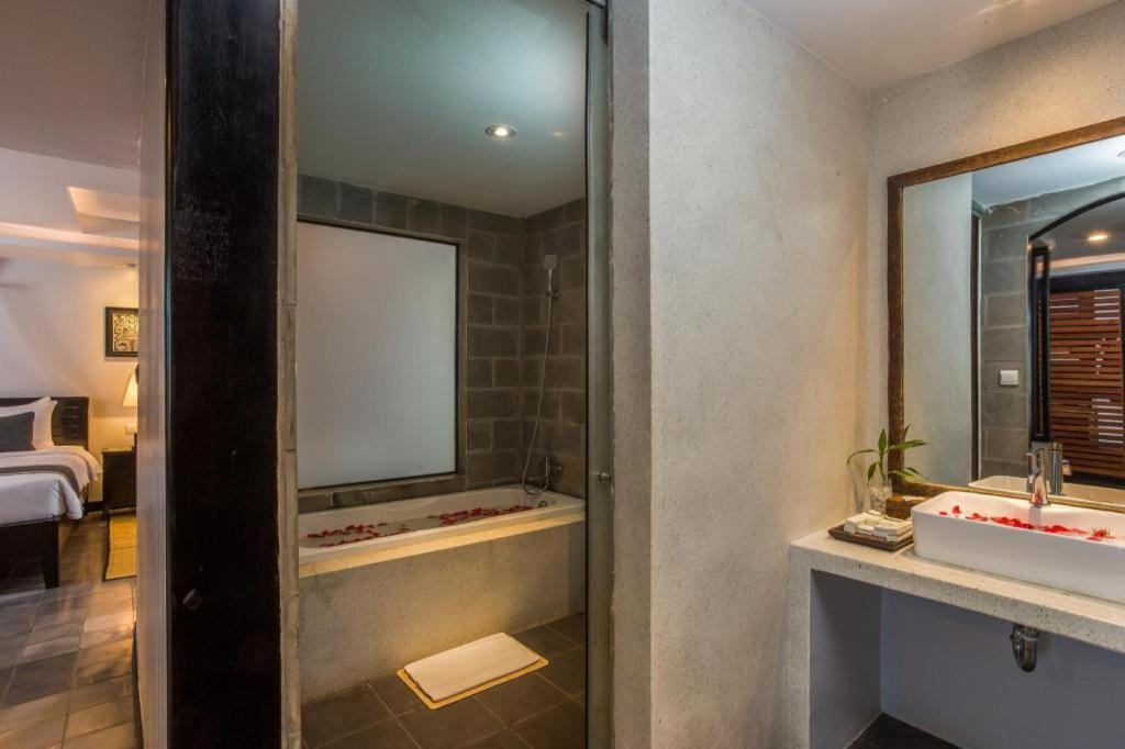 The Grand Cyclo Boutique Suite & Spa Siem Reap Dış mekan fotoğraf
